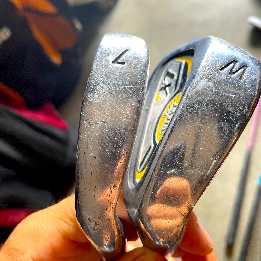 Kids golf clubs Lynx 2 pc 
Right handed 
See